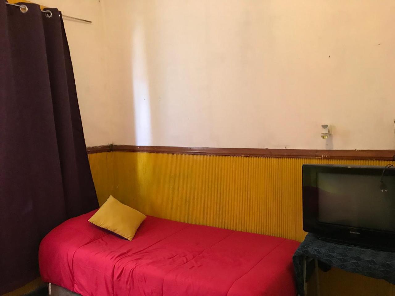 Rustik Hostel Puerto Montt Ngoại thất bức ảnh